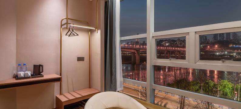 喜丽天呈酒店(南滨路长江国际店)图片