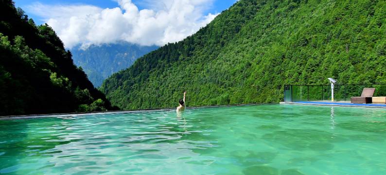 华美达温泉度假酒店(古尔沟旅游度假区店)图片
