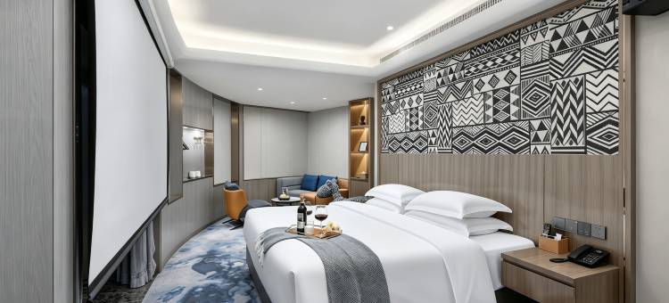 See GuiYang·雲翼高空酒店(贵阳甲秀楼民生路店)图片