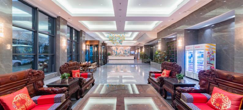 洛阳中州酒店(牡丹广场高铁龙门站店)图片