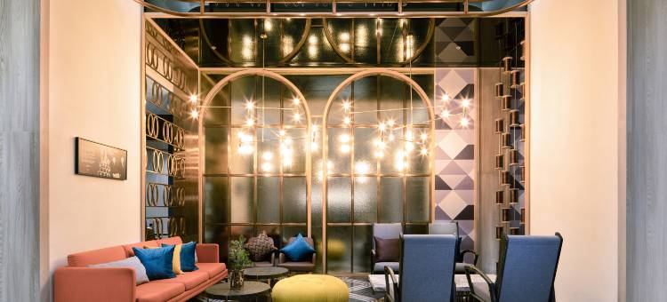 曼谷素坤逸 24 号美居酒店(Mercure Bangkok Sukhumvit 24)图片
