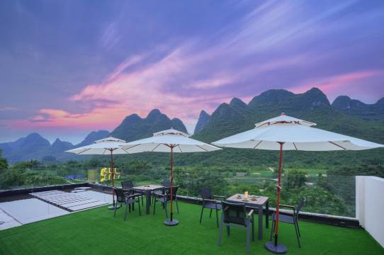 花也行旅酒店(阳朔遇龙河夏棠码头店)