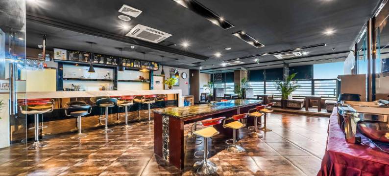 重庆金斑马商务酒店(璧山机电职业技术大学店)图片