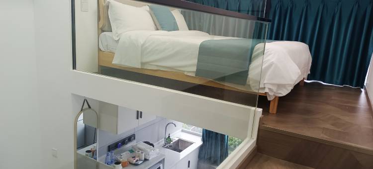 青花东岸·影院Loft公寓酒店(艾溪湖东地铁站店)图片