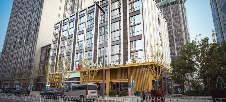 柏曼酒店(武汉光谷科技会展中心大悦城店)图片