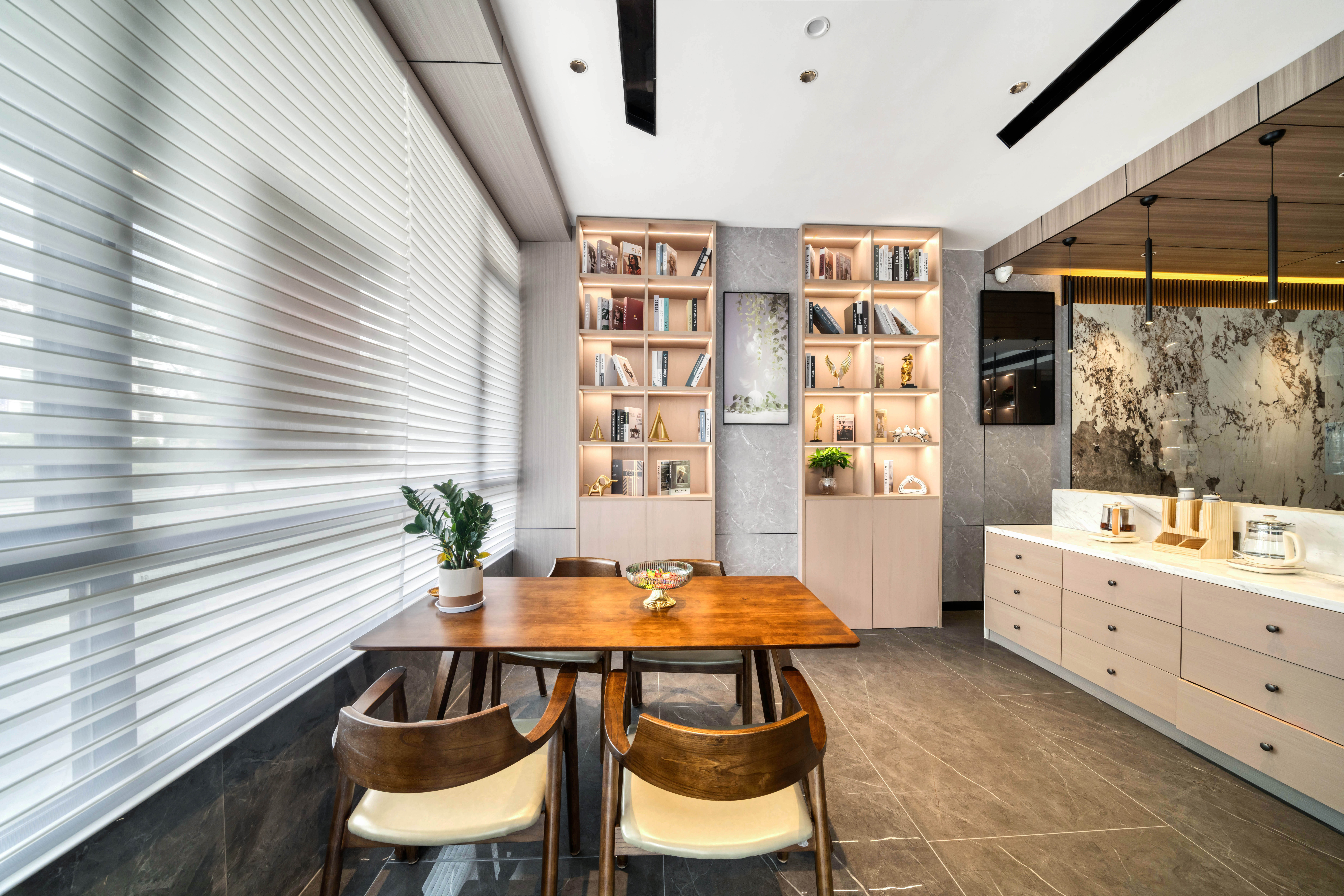 Meibo Light Luxury Hotel (Hangzhou Xianlin)Over view