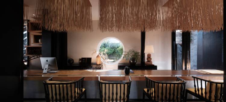 丽镘丨花林溪畔徽派诧寂风度假庭院(丽江古城南门木府店)图片