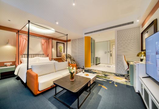 Huaqian Mingyue Hotel (Zhengzhou Xinzheng Zijing Mountain South Road Branch) Hotel Overview