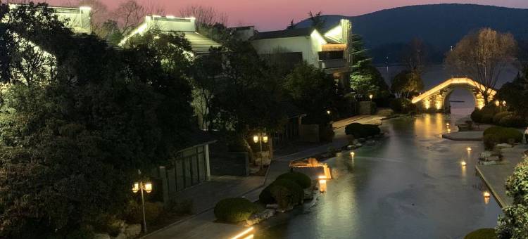 铂曼水云间民宿(徐州云龙湖风景区店)图片