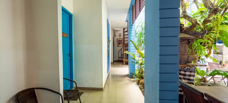 红多兹酒店-近巴厘岛沙努尔海滩(RedDoorz Near Pantai Sanur Bali)图片