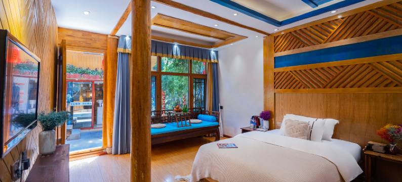 自由驿客栈(丽江古城店)图片