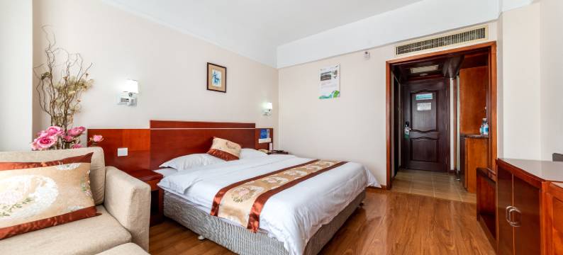 致远楼宾馆(青岛五四广场奥帆中心店)图片