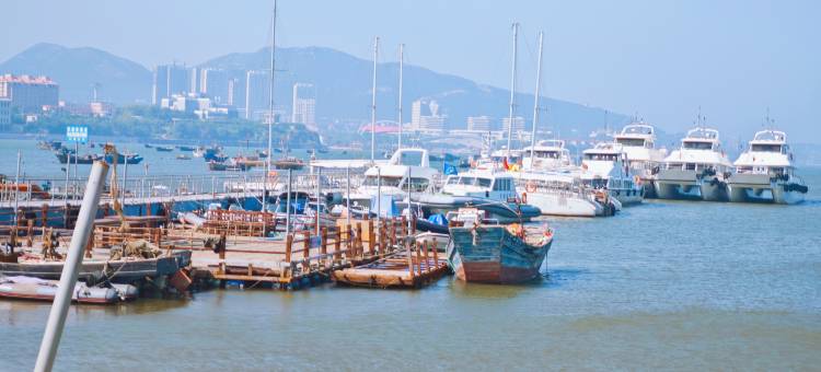 兴城鑫海假日酒店(海滨浴场店)图片