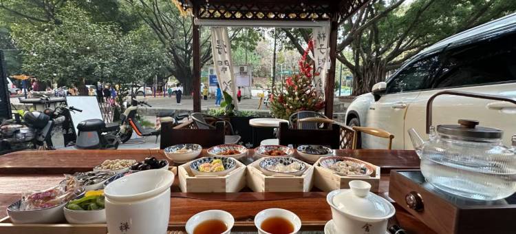 岭南小筑庭院式holiday·悦度简奢轻居(广州琶洲会展中心店)图片