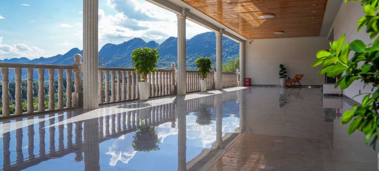 鹤峰山间人家民宿(屏山峡谷店)图片