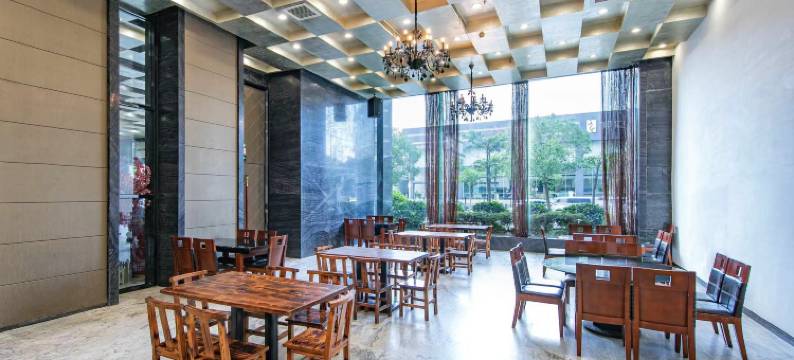 闽侯榕泰汽车行业商务中心酒店图片