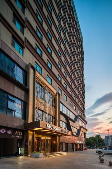 太原南内环街五一广场美居酒店