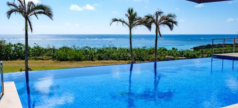 繁花钴蓝海湾珊瑚度假村(Allamanda Imgya Coral Village)图片