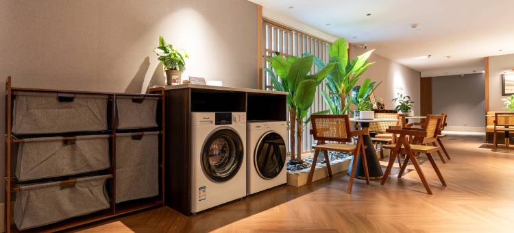 EZ Boomtel 逸宿泊庭酒店(宁波火车站汽车南站店)图片