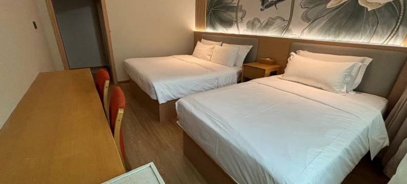 嘉品精选酒店(黄鹤楼粮道街店)图片