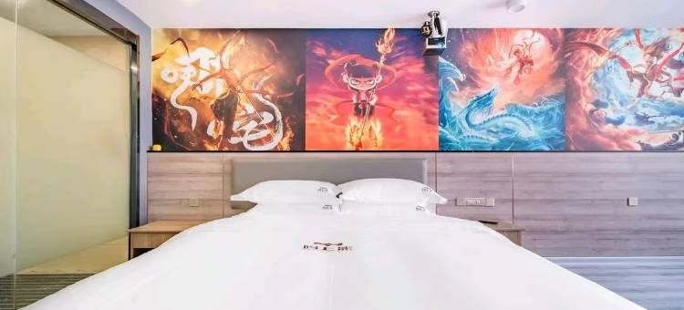 华尚电影酒店(南宁火车站雅里店)图片