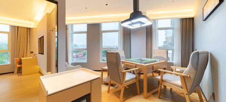 宿棠月酒店(南充高坪机场店)图片