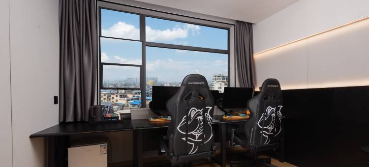 零壹电竞影音酒店(黄冈浠水客运站店)图片