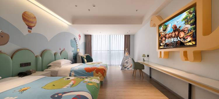 梦龙兰欧酒店 (自贡方特恐龙王国店)图片