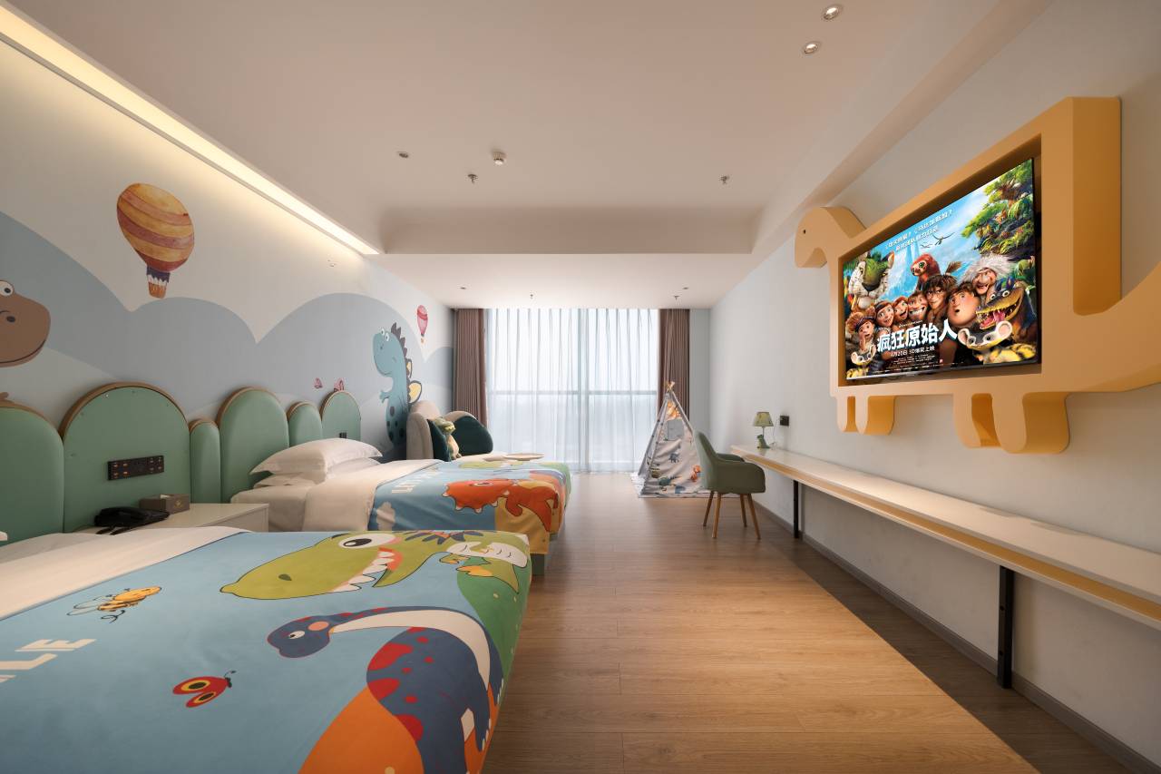 梦龙兰欧酒店 (自贡方特恐龙王国店)图片