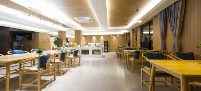 阜阳华悦商务酒店(阜阳汽配城店)图片