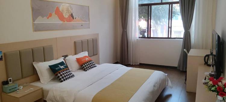 镇康逸佳酒店图片