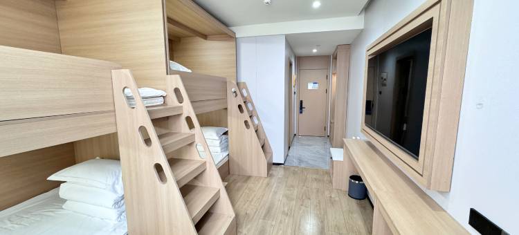 鹤岗宇龙宾馆(火车站时代广场店)图片