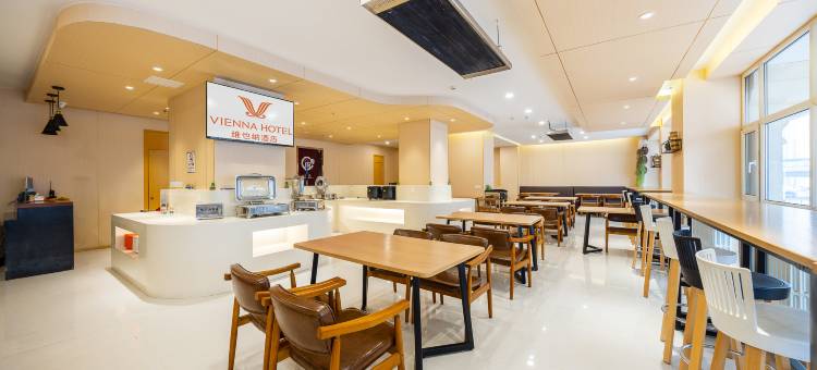 维也纳酒店(西宁胜利路力盟商业步行街店)图片