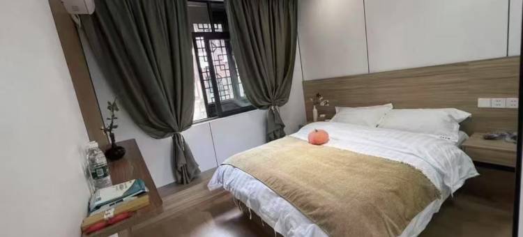 自由行青年民宿(上海火车站店)图片