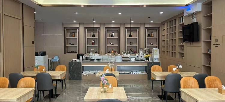 喜悦丽致美宿(竹料地铁站店)图片