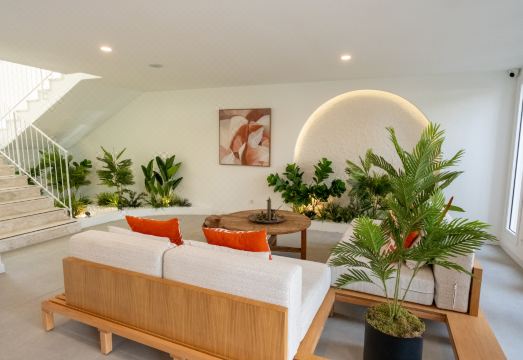 Diplomat Suites Hotel Overview