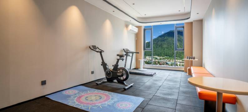 波密山峡大酒店图片