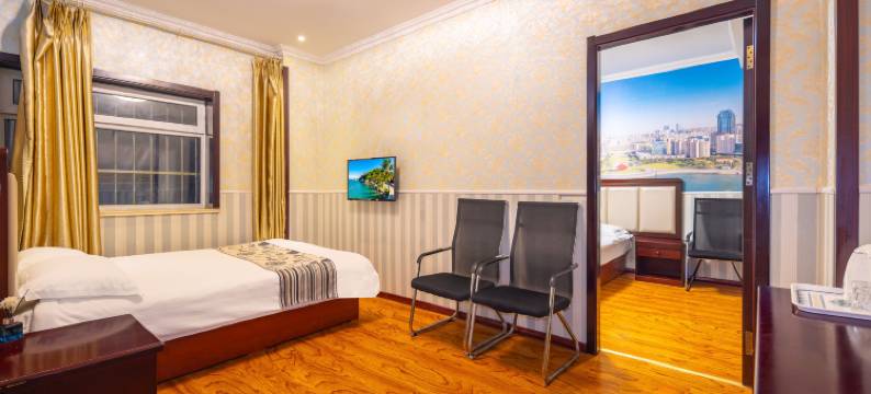 欧译家精品酒店(青岛栈桥火车站店)图片