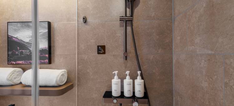 石河子步行街西环路亚朵酒店图片