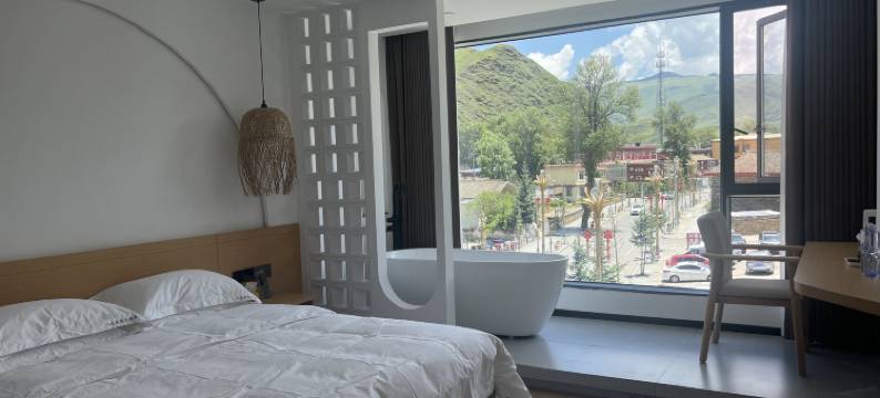 八美云端大酒店图片