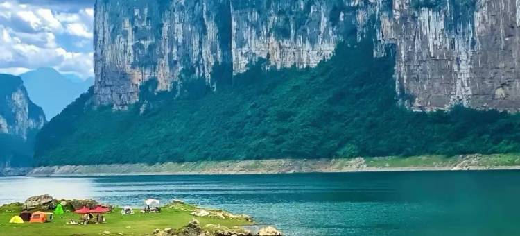 黔西悦漫致｜Bathtub·MahjongProjection 酒店(黔西高铁站店)图片