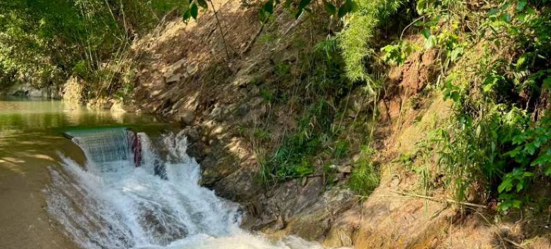 清远魚跳峡深山居民宿图片