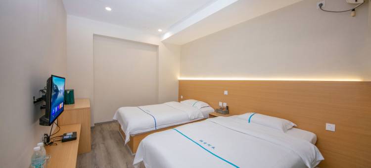 德阳玛吉阿米客栈(五洲广场工程大学店)图片