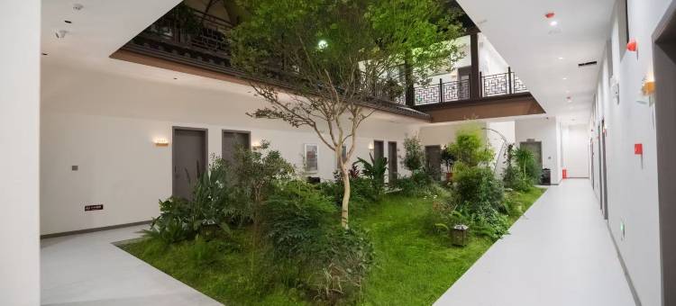 罗平云上澜苑酒店(罗平县人民医院店)图片