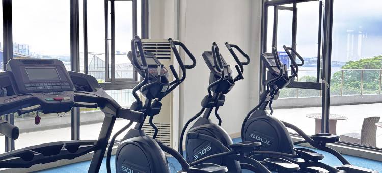 R&F Princess Cove near CIQ by Stayrene图片