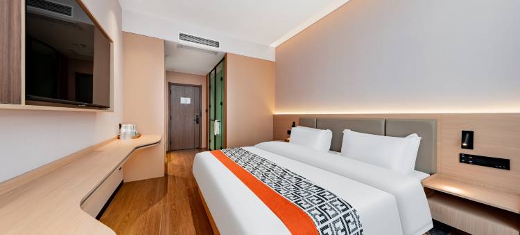 四季花园酒店(包头青山区兴胜镇人民政府店)图片