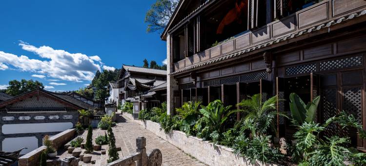 GRANDJOLI大美华宿·雲半山观景度假酒店(丽江古城狮子山店)图片