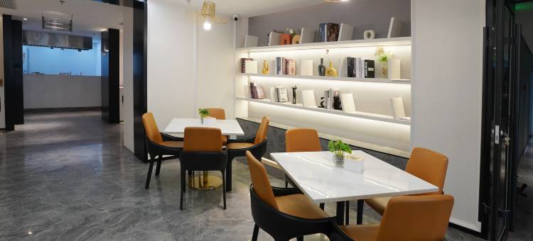 艺龙米高时尚酒店(济南章丘火车站明水古城店)图片