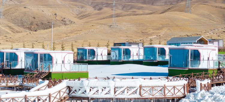 同宝山户外基地图片