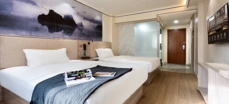 安季·金帝酒店(西安骡马市步行街钟楼地铁站店)图片